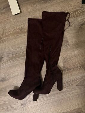 Over-the-Knee Women's Heeled Boots - Dark Brown Suede